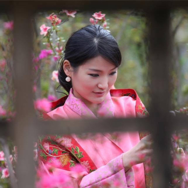 Tổ ấm của Hoàng hậu Bhutan xinh đẹp - Hình 11 To am cua Hoang hau Bhutan xinh dep-Hinh-11