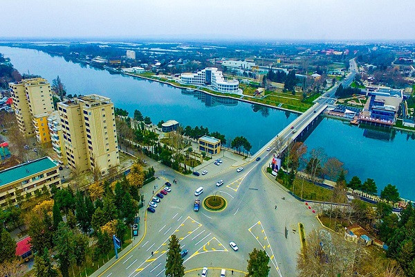 Những điều thú vị về đất nước Azerbaijan có thể bạn chưa biết - Hình 3 Nhung dieu thu vi ve dat nuoc Azerbaijan co the ban chua biet-Hinh-3