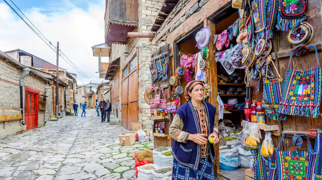 Những điều thú vị về đất nước Azerbaijan có thể bạn chưa biết - Hình 5 Nhung dieu thu vi ve dat nuoc Azerbaijan co the ban chua biet-Hinh-5