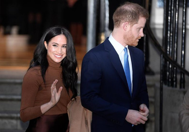 Cuộc sống của vợ chồng Hoàng tử Harry sau khi rời Hoàng gia Anh Cuoc song cua vo chong Hoang tu Harry sau khi roi Hoang gia Anh