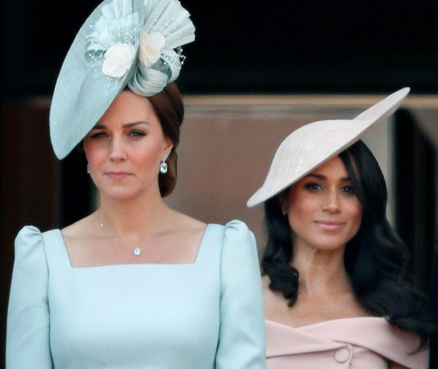 Chị em dâu Hoàng gia Anh Kate-Meghan bằng mặt không bằng lòng? Chi em dau Hoang gia Anh Kate-Meghan bang mat khong bang long?