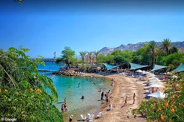 Rung dong thieu nu 16 tuoi bi 30 nguoi cuong hiep tap the