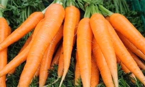 Nhung thuc pham phu nu tren 30 tuoi nen an nhieu de xoa nep nhan