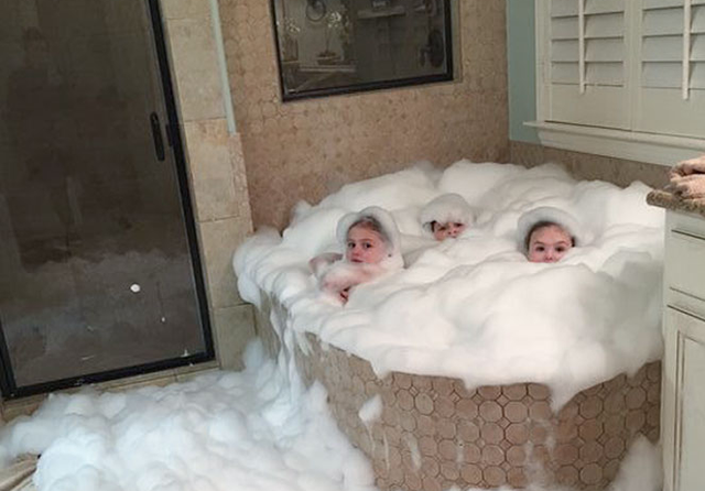 Những đứa trẻ siêu nghịch ngợm khiến phụ huynh 'tăng xông' - Hình 6 Nhung dua tre sieu nghich ngom khien phu huynh 'tang xong'-Hinh-6