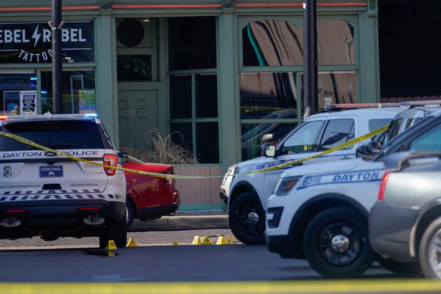 Hiện trường ám ảnh sau vụ xả súng vào quán bar ở Mỹ - Hình 2 Hien truong am anh sau vu xa sung vao quan bar o My-Hinh-2