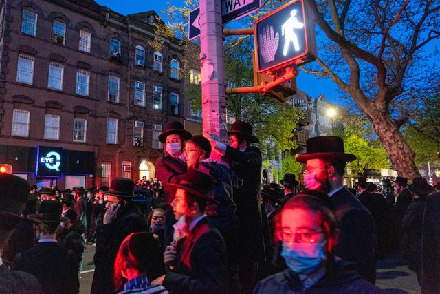 Cận cảnh bên trong tâm dịch COVID-19 New York - Hình 3 Can canh ben trong tam dich COVID-19 New York-Hinh-3