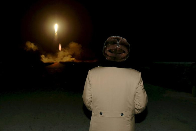 Chùm ảnh về các hoạt động của Chủ tịch Triều Tiên Kim Jong-un - Hình 5 Chum anh ve cac hoat dong cua Chu tich Trieu Tien Kim Jong-un-Hinh-5