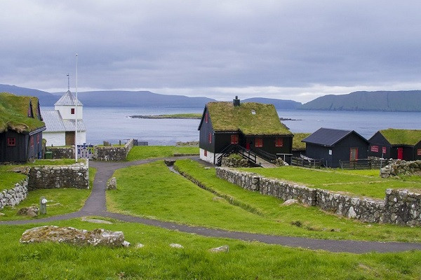 Chỉ 1 người nhiễm COVID-19, quần đảo Faroe có gì đặc biệt? Chi 1 nguoi nhiem COVID-19, quan dao Faroe co gi dac biet?