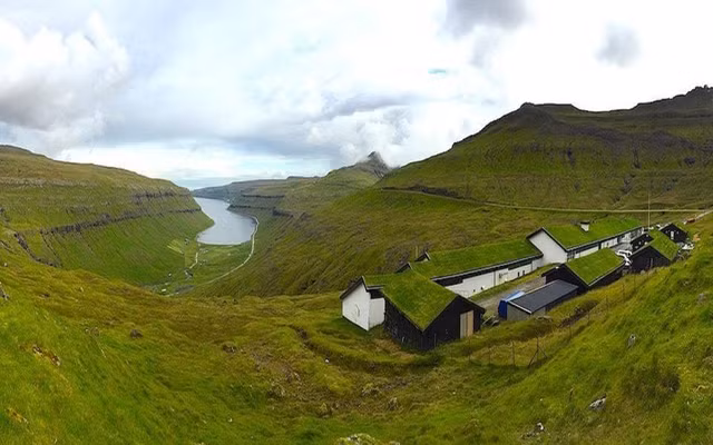 Chi 1 nguoi nhiem COVID-19, quan dao Faroe co gi dac biet?-Hinh-2