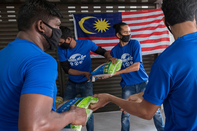 Hình ảnh người tị nạn ở Malaysia vật lộn cuộc sống giữa mùa dịch COVID-19 - Hình 2 Hinh anh nguoi ti nan o Malaysia vat lon cuoc song giua mua dich COVID-19-Hinh-2