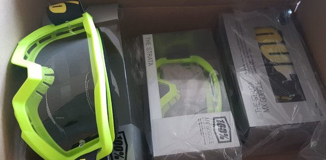 Cảm động nhân viên y tế dùng túi rác, áo mưa thay đồ bảo hộ - Hình 7 Cam dong nhan vien y te dung tui rac, ao mua thay do bao ho-Hinh-7