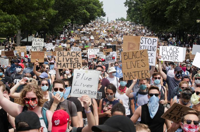Vụ George Floyd: Biển người biểu tình ở thủ đô nước Mỹ - Hình 13 Vu George Floyd: Bien nguoi bieu tinh o thu do nuoc My-Hinh-13