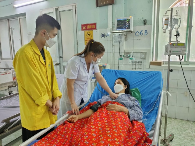 Vụ cá chép muối ủ chua: Loạt món lạ gây ngộ độc thực phẩm - Hình 8 Vu ca chep muoi u chua: Loat mon la gay ngo doc thuc pham-Hinh-8