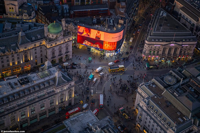 Thu do London tuyet dep khi nhin tu tren cao