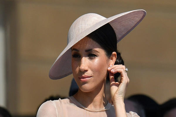 Công nương Meghan đã bao lần gây sóng gió trong Hoàng gia Anh? - Hình 4 Cong nuong Meghan da bao lan gay song gio trong Hoang gia Anh?-Hinh-4