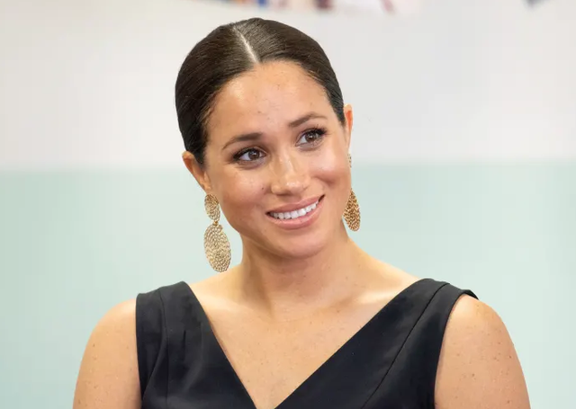 Công nương Meghan đã bao lần gây sóng gió trong Hoàng gia Anh? - Hình 2 Cong nuong Meghan da bao lan gay song gio trong Hoang gia Anh?-Hinh-2