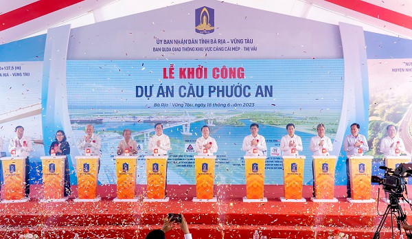 Dong loat khoi cong 3 du an giao thong trong diem o phia Nam-Hinh-5