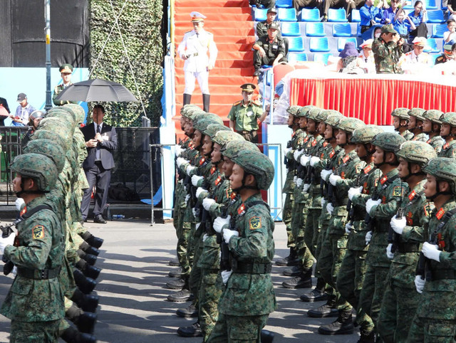 Toàn cảnh tổng duyệt lễ diễu binh, diễu hành mừng Đại lễ 30/4 - Hình 23 Toan canh tong duyet le dieu binh, dieu hanh mung Dai le 30/4-Hinh-23