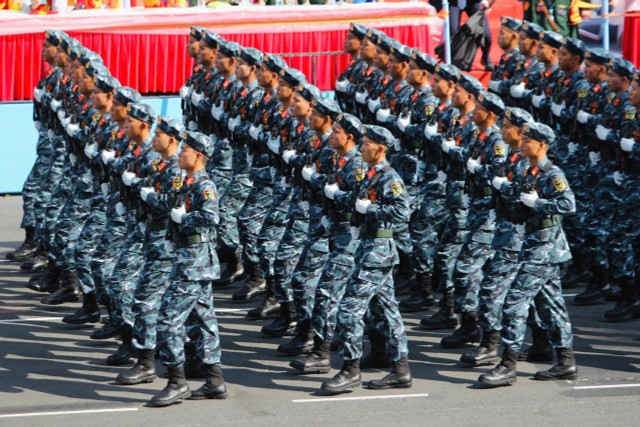 Toàn cảnh tổng duyệt lễ diễu binh, diễu hành mừng Đại lễ 30/4 - Hình 32 Toan canh tong duyet le dieu binh, dieu hanh mung Dai le 30/4-Hinh-32