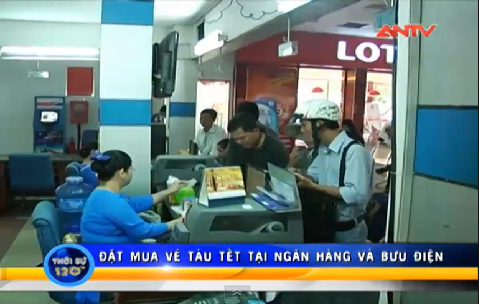 Có nhiều hình thức mua vé tàu Tết Có nhieu hinh thuc mua ve tau Tet