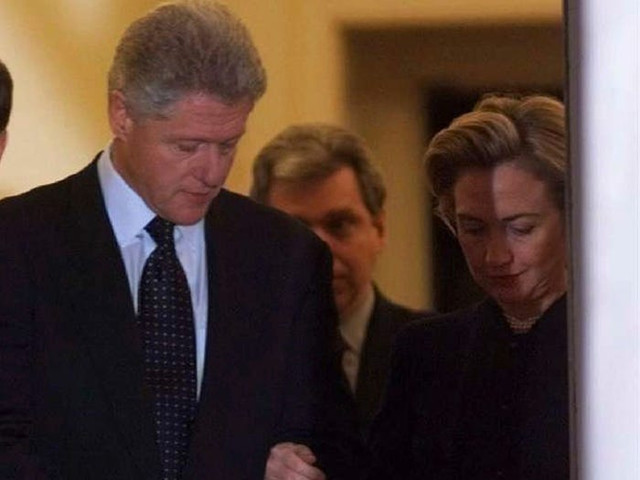 Cuộc hôn nhân gần nửa thế kỷ của cựu Tổng thống Clinton - Hình 12 Cuoc hon nhan gan nua the ky cua cuu Tong thong Clinton-Hinh-12