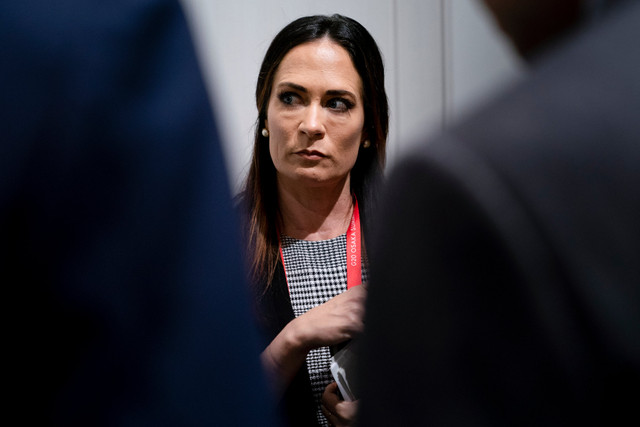 Bao nhiêu quan chức rời chính quyền Trump hậu bạo loạn ở Đồi Capitol? - Hình 10 Bao nhieu quan chuc roi chinh quyen Trump hau bao loan o Doi Capitol?-Hinh-10