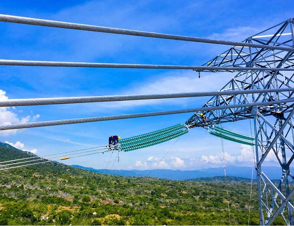 Giảm 40% công suất dự án điện Mặt trời tại Ninh Thuận: Trungnam Group bị đẩy vào thế khó. - Hình 2 Giam 40% cong suat du an dien Mat troi tai Ninh Thuan: Trungnam Group bi day vao the kho.-Hinh-2