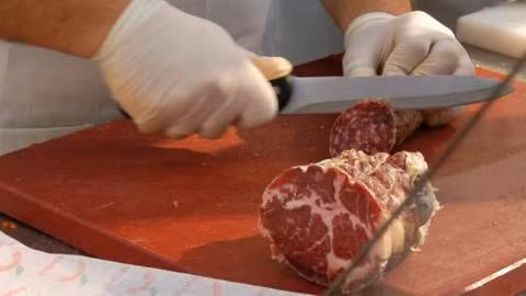 3 loai thit bo cuc kem chat luong, mua an co the ruoc benh-Hinh-9