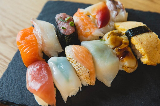 Những sự thật thú vị về món sushi nổi tiếng ở Nhật Bản - Hình 8 Nhung su that thu vi ve mon sushi noi tieng o Nhat Ban-Hinh-8