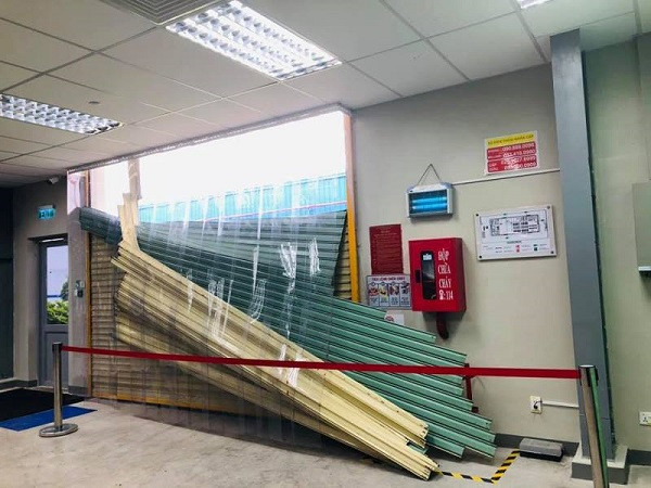 Bát nháo thị trường cửa cuốn - Hình 2 Bat nhao thi truong cua cuon-Hinh-2