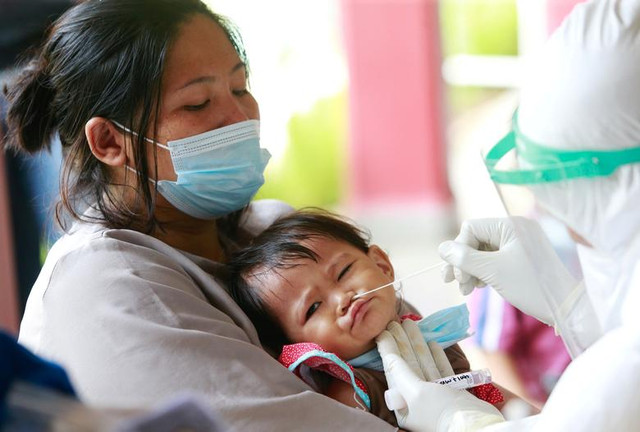 Cảnh tượng đau lòng tại nghĩa trang ở Indonesia giữa đại dịch COVID-19 - Hình 14 Canh tuong dau long tai nghia trang o Indonesia giua dai dich COVID-19-Hinh-14