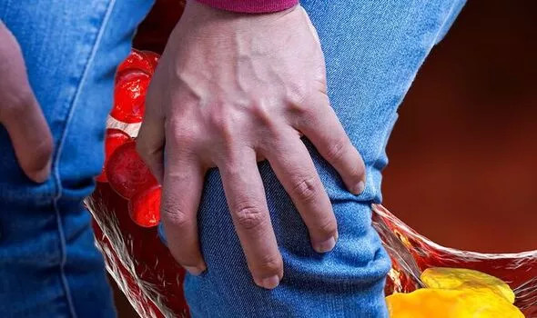 Triệu chứng nào cảnh báo cholesterol cao ít người biết? Trieu chung nao canh bao cholesterol cao it nguoi biet?