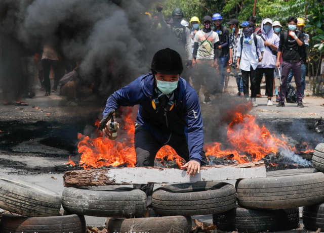 Khói lửa mù mịt ở Myanmar, 91 người thiệt mạng - Hình 2 Khoi lua mu mit o Myanmar, 91 nguoi thiet mang-Hinh-2