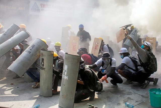 Thêm nhiều người thiệt mạng tại biểu tình ở Myanmar - Hình 5 Them nhieu nguoi thiet mang tai bieu tinh o Myanmar-Hinh-5