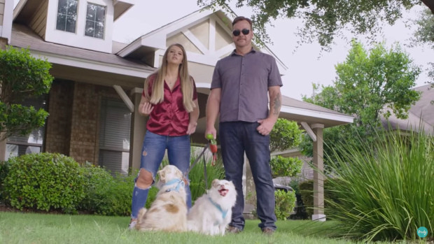 Chuyện tình của cặp đôi lệch tới 32 tuổi bị nhầm là bố con - Hình 2 Chuyen tinh cua cap doi lech toi 32 tuoi bi nham la bo con-Hinh-2