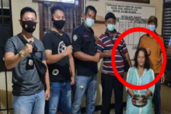 Con dâu gây tội ác rúng động khi bị mẹ chồng la mắng Con dau gay toi ac rung dong khi bi me chong la mang