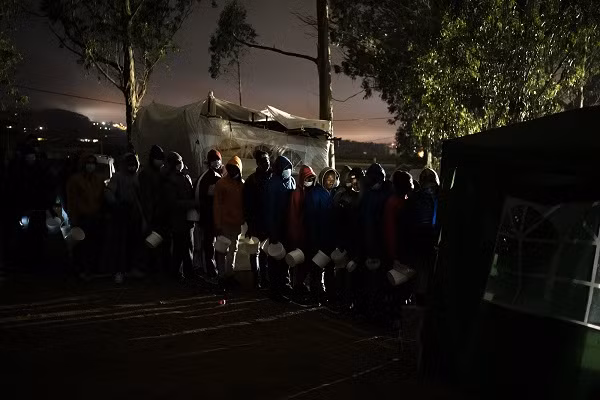 Chan thuc cuoc song mac ket tai quan dao Canary cua nguoi di cu-Hinh-2