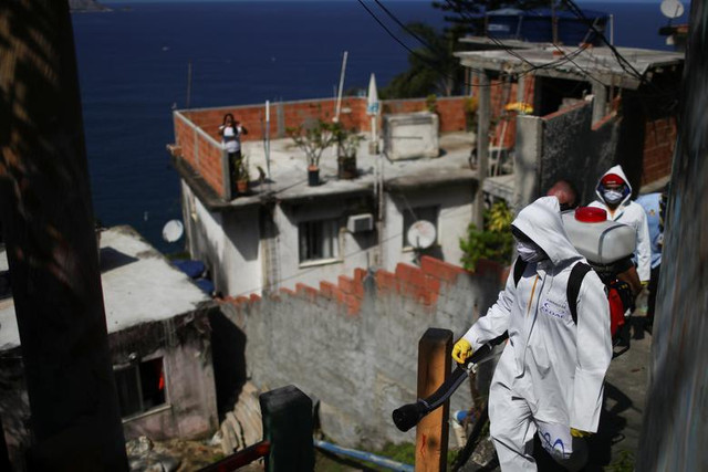 Cuộc sống trong “ổ dịch” COVID-19 lớn nhất khu vực Mỹ Latinh - Hình 16 Cuoc song trong “o dich” COVID-19 lon nhat khu vuc My Latinh-Hinh-16