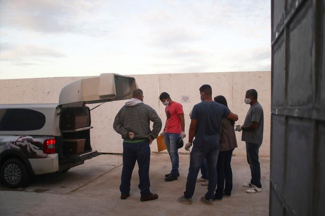 Cuộc sống trong “ổ dịch” COVID-19 lớn nhất khu vực Mỹ Latinh - Hình 8 Cuoc song trong “o dich” COVID-19 lon nhat khu vuc My Latinh-Hinh-8