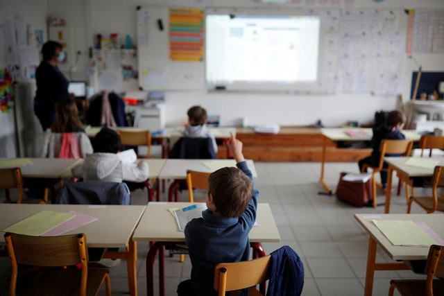 Dieu dac biet o nhung lop hoc khap the gioi mua dich COVID-19-Hinh-2