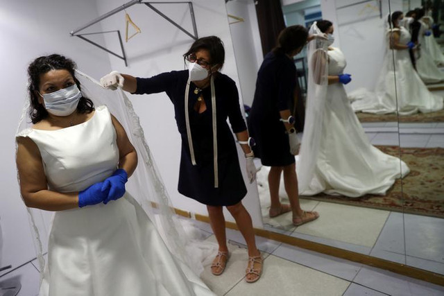 Cuộc sống sau phong toả do COVID-19 trên toàn thế giới - Hình 7 Cuoc song sau phong toa do COVID-19 tren toan the gioi-Hinh-7