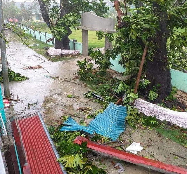 Đang đối phó với COVID-19, Philippines còn phải 'gồng mình' chống bão Vongfong - Hình 8 Dang doi pho voi COVID-19, Philippines con phai 'gong minh' chong bao Vongfong-Hinh-8