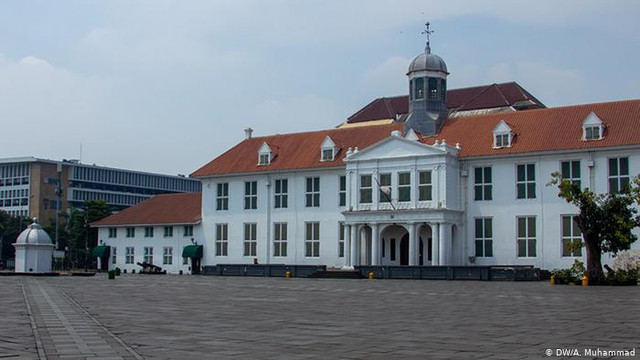 Tận mục cuộc sống ở thủ đô Indonesia những ngày phong tỏa vì COVID-19 Tan muc cuoc song o thu do Indonesia nhung ngay phong toa vi COVID-19