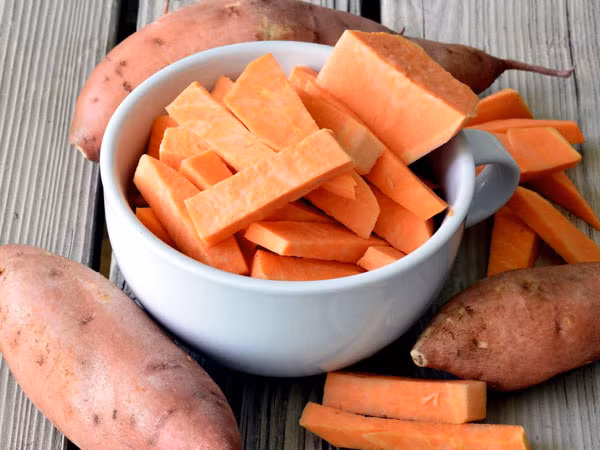 Vi sao khoai lang duoc vi la “vua chong ung thu“?-Hinh-7