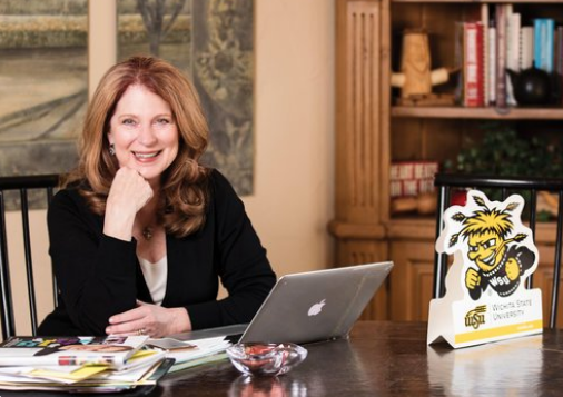 Chân dung phu nhân Ngoại trưởng Mỹ có thể đã mắc COVID-19 - Hình 3 Chan dung phu nhan Ngoai truong My co the da mac COVID-19-Hinh-3