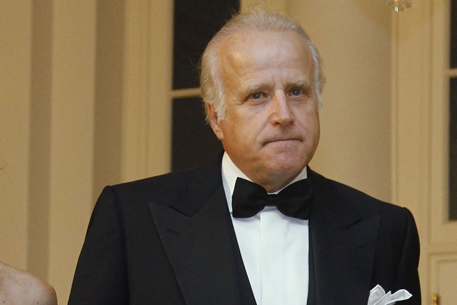 Vì sao em trai ông Biden đang bị điều tra? - Hình 2 Vi sao em trai ong Biden dang bi dieu tra?-Hinh-2