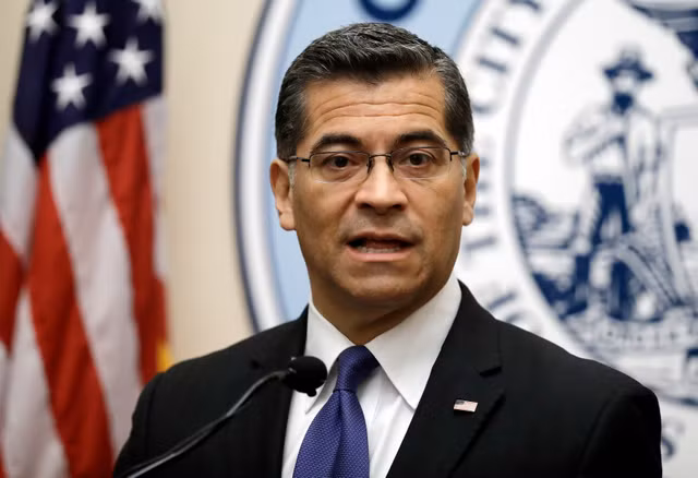 Điều ít biết về người có thể trở thành Bộ trưởng Y tế Mỹ - Hình 6 Dieu it biet ve nguoi co the tro thanh Bo truong Y te My-Hinh-6