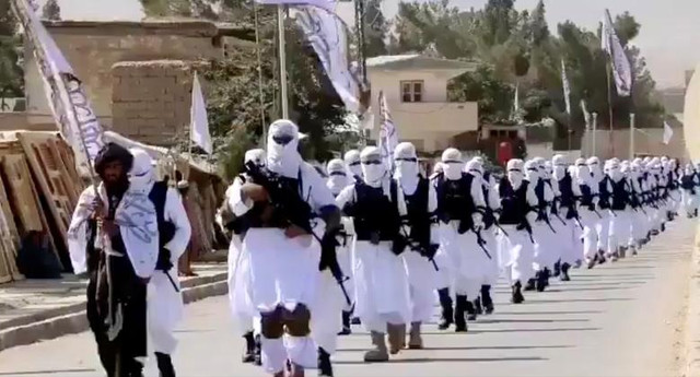 Những hình ảnh tại đất nước Afghanistan gây sốc thế giới - Hình 6 Nhung hinh anh tai dat nuoc Afghanistan gay soc the gioi-Hinh-6