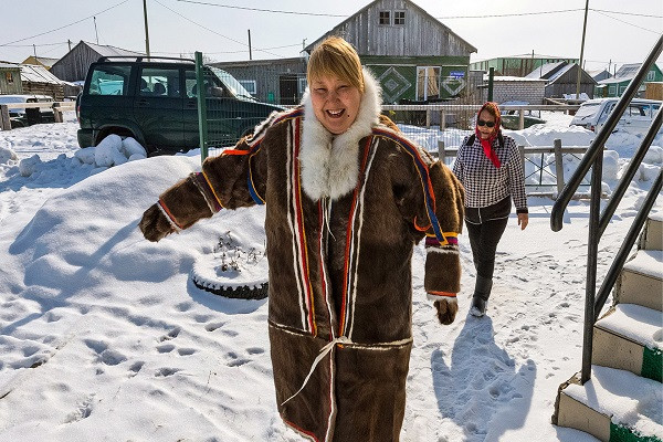 Tận mục cuộc sống trong thành phố xa xôi ở Bắc Cực - Hình 3 Tan muc cuoc song trong thanh pho xa xoi o Bac Cuc-Hinh-3