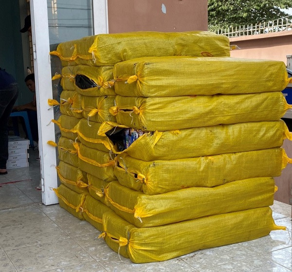 Bà Rịa – Vũng Tàu: Liên tiếp bắt giữ các đối tượng buôn bán pháo trái phép - Hình 2 Ba Ria – Vung Tau: Lien tiep bat giu cac doi tuong buon ban phao trai phep-Hinh-2